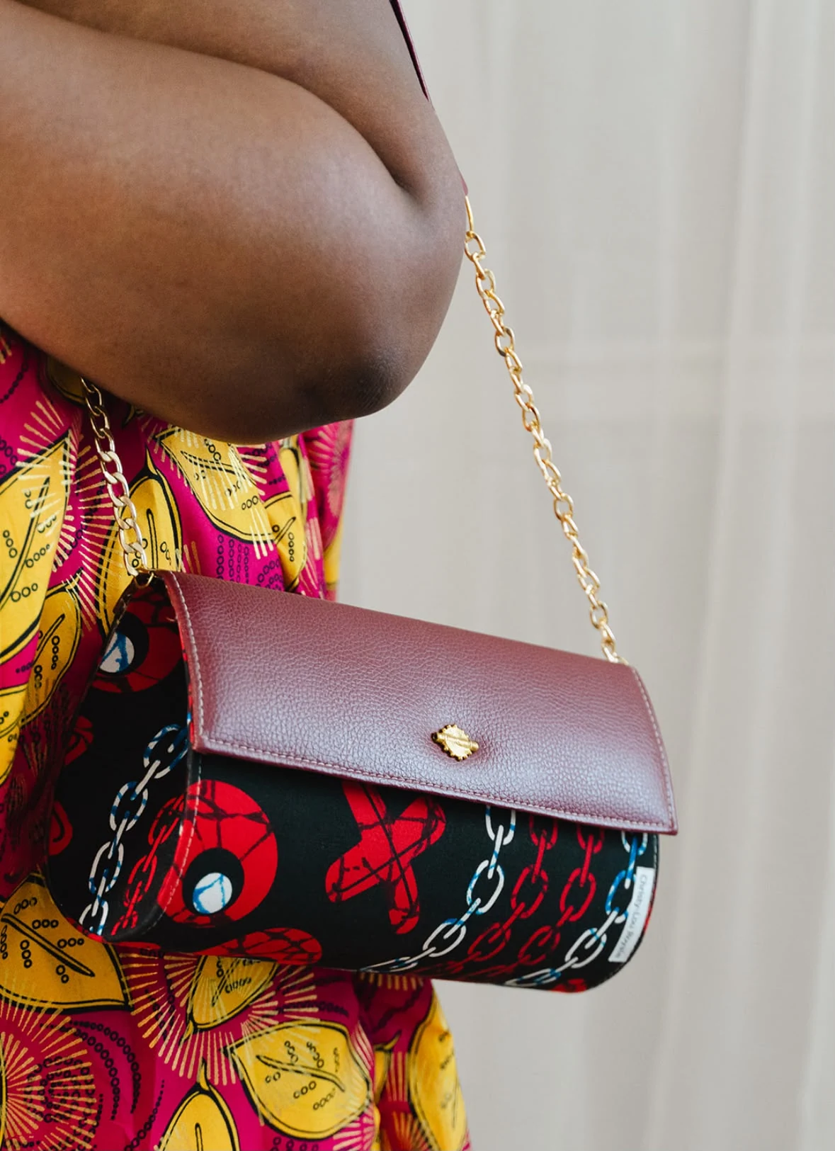 Sac Chaîne Lemba, cuir bordeaux et wax